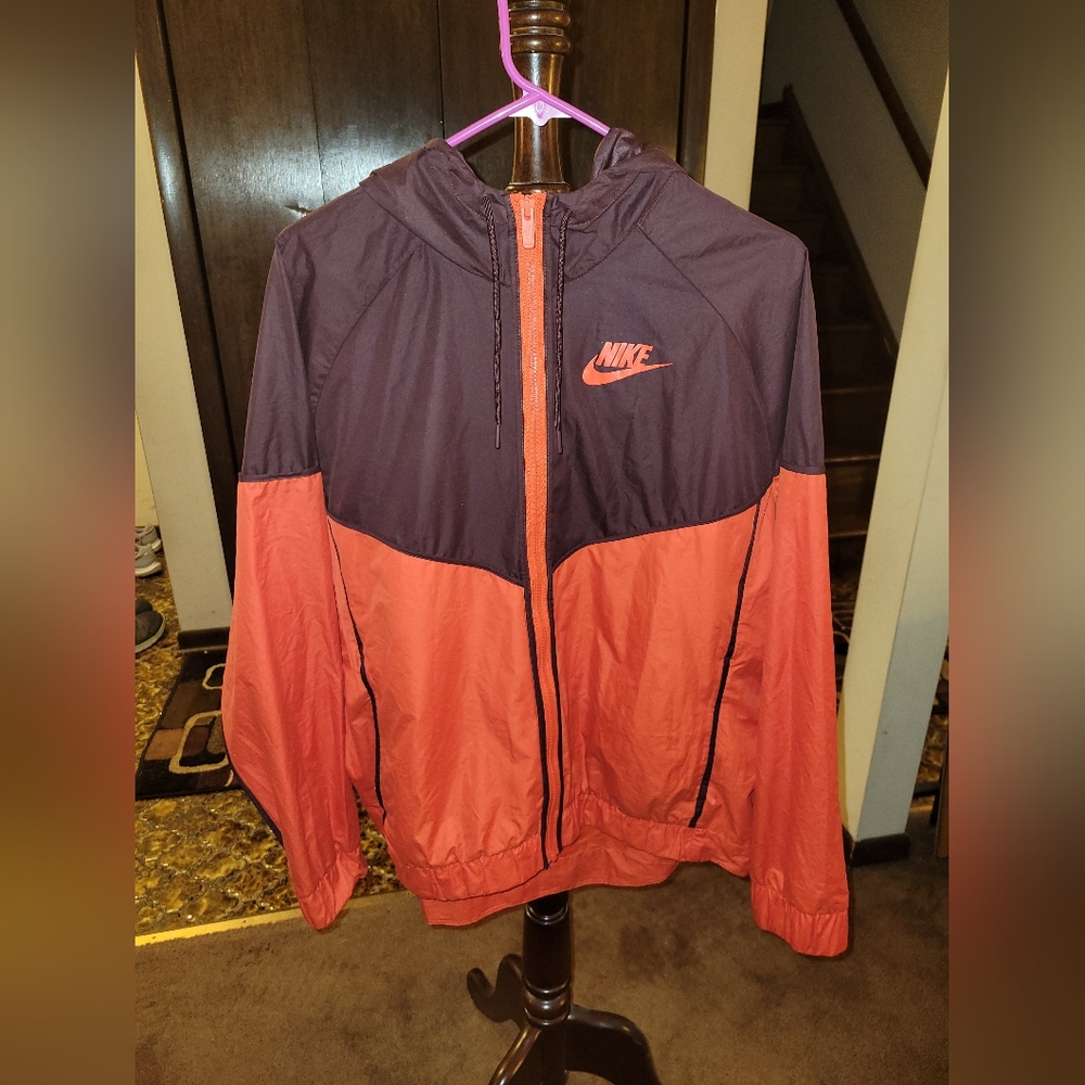 Nike windbreaker jacket